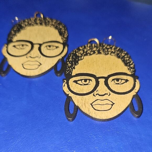 Wooden Face Earrings with Black Accents - Picture 1 of 3